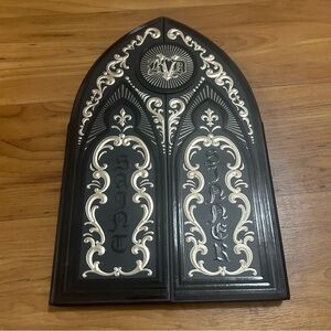 listing-status-banner